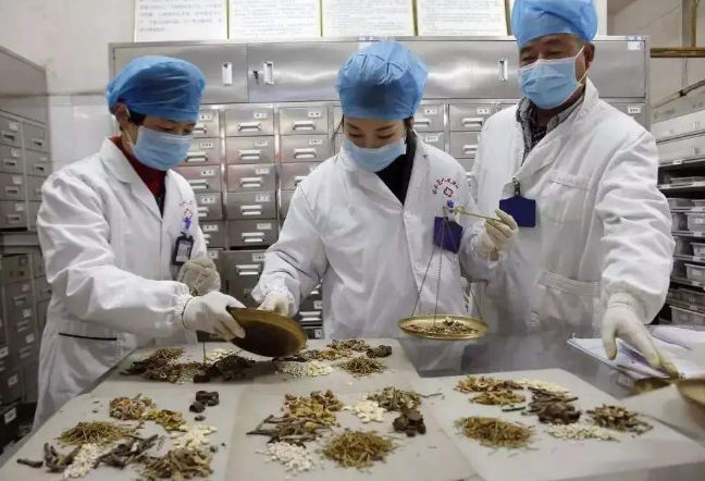 新冠肺炎疫情人物同防市民如何做？請看這里！