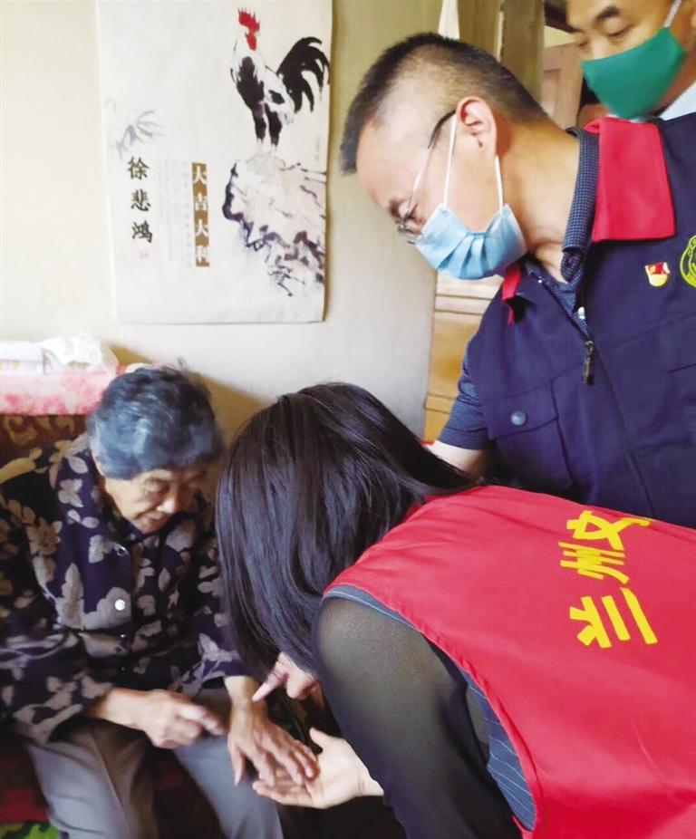 在公益志愿服務(wù)中踐行初心使命——記中國好人、城關(guān)區(qū)一方公益慈善協(xié)會黨支部書記高平
