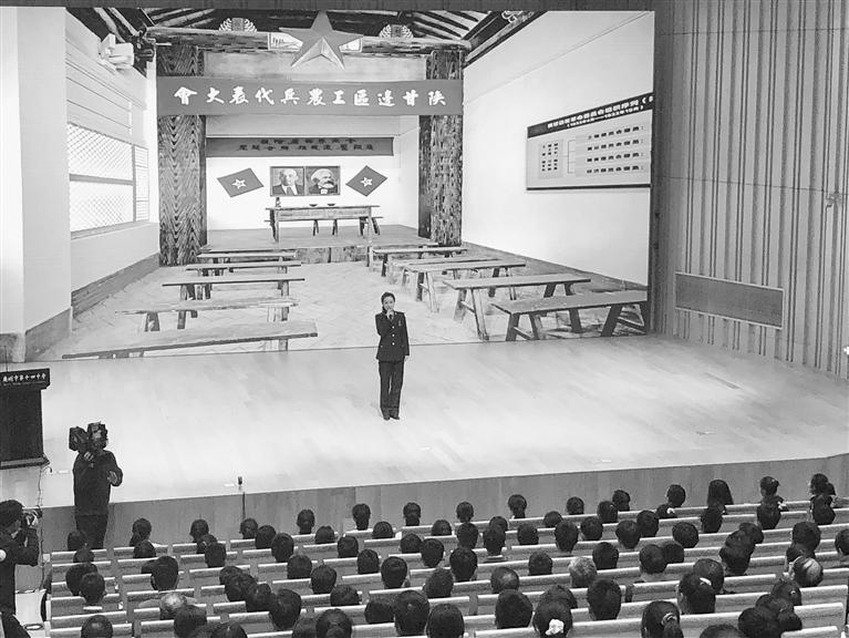 蘭州市開展“學(xué)黨史、頌黨恩、跟黨走”紅色文化進校園活動