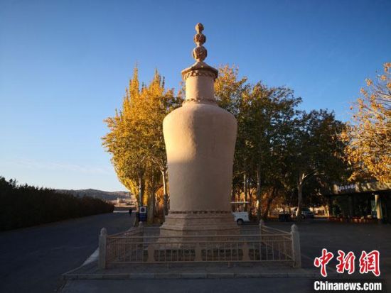 圖為2020年11月，沐浴在晨光中的莫高窟道士塔。(資料圖) 馮志軍 攝