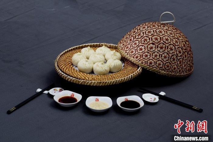 圖為甘肅臨夏回族自治州美味——河州包子。(資料圖) 臨夏州委宣傳部供圖