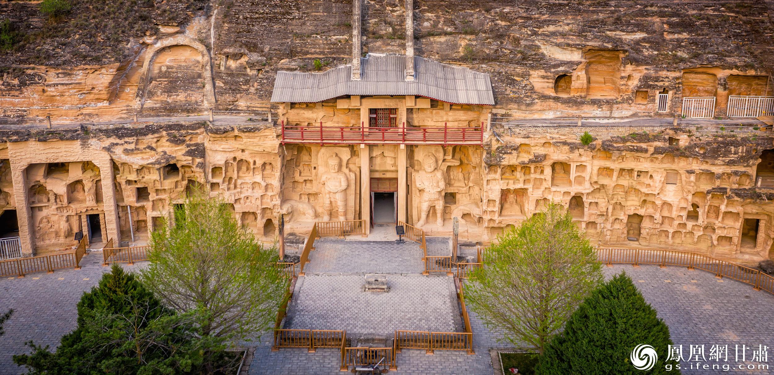 北石窟寺始建于北魏，經(jīng)多個朝代增修形成密集窟龕。北石窟寺文物保護研究所供圖